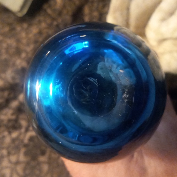 Tote # 2 blue blown glass Ikea vase - Picture 3 of 3